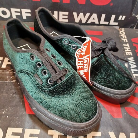 Vans Men's 4.5/Women's 6 Authentic Jungle Green Velvet Black VN0A5KRD8E8 - Picture 9 of 12